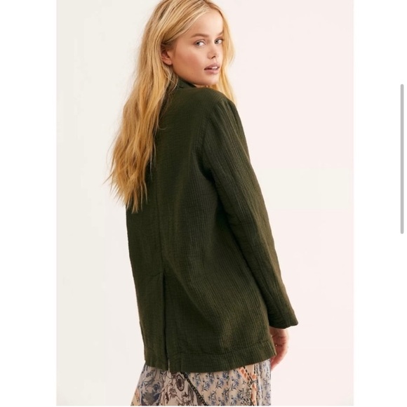 free People Rowan Blazer Gauze Cotton Olive Green Boho Médium Oversize Button Up - Picture 2 of 16